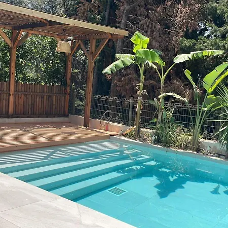 Escape By Form Olea 3 With Pool