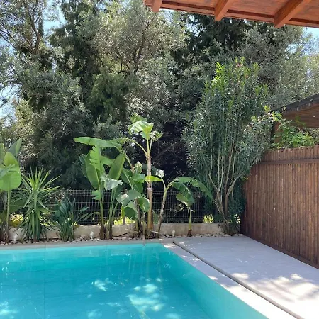 Villa Escape By Form Olea 3 With Pool *